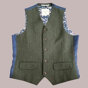 Men's Green Herringbone Vest